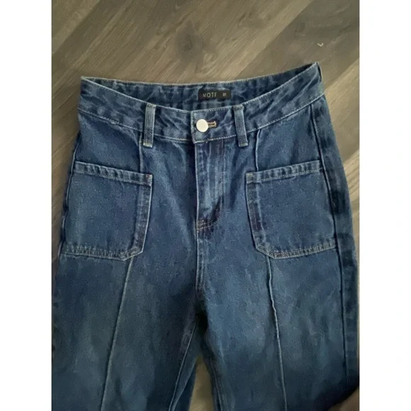 MOTF Hi Rise Wide Leg Jeans - Picture 4 of 6